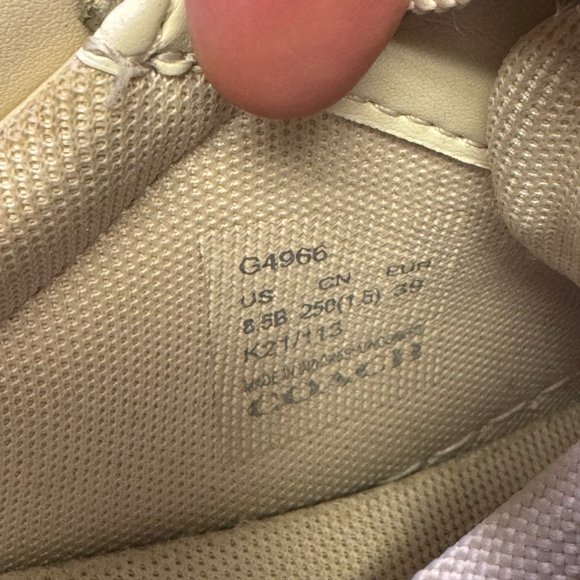 Coach Clip Low Top Lace Up Womens Leather Khaki/Chalk Sneaker | Size 8.5(39) - Picture 6 of 7